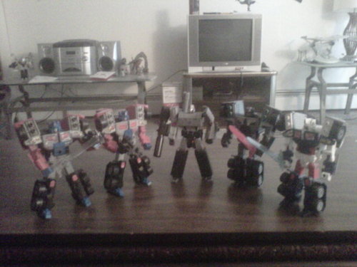 Hegemon Megatron meeting with Laser Prime and company.jpg