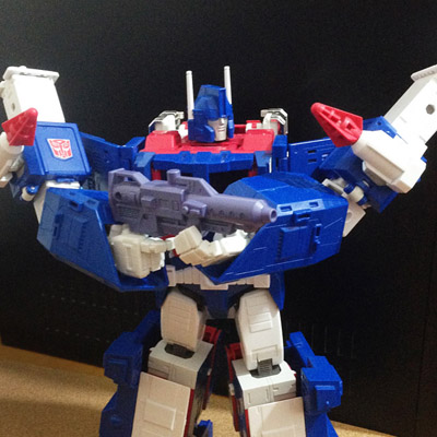 MP-22 Ultra Magnus gun 2.jpg