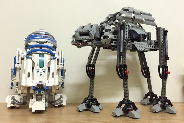 Lego Mindstorm 1 & 2.JPG