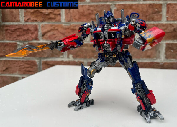 Prime bot pose sword IG.jpg