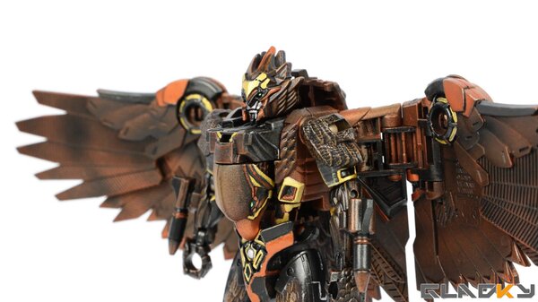 Transformers Rise of the Beasts Custom Airazor Studio Series (2).jpg