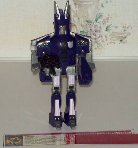Featured eBay Auctions: SG WFC Prime, WFC Starscream, Stunticons, Targetmaster Scourge, and Cyclonus