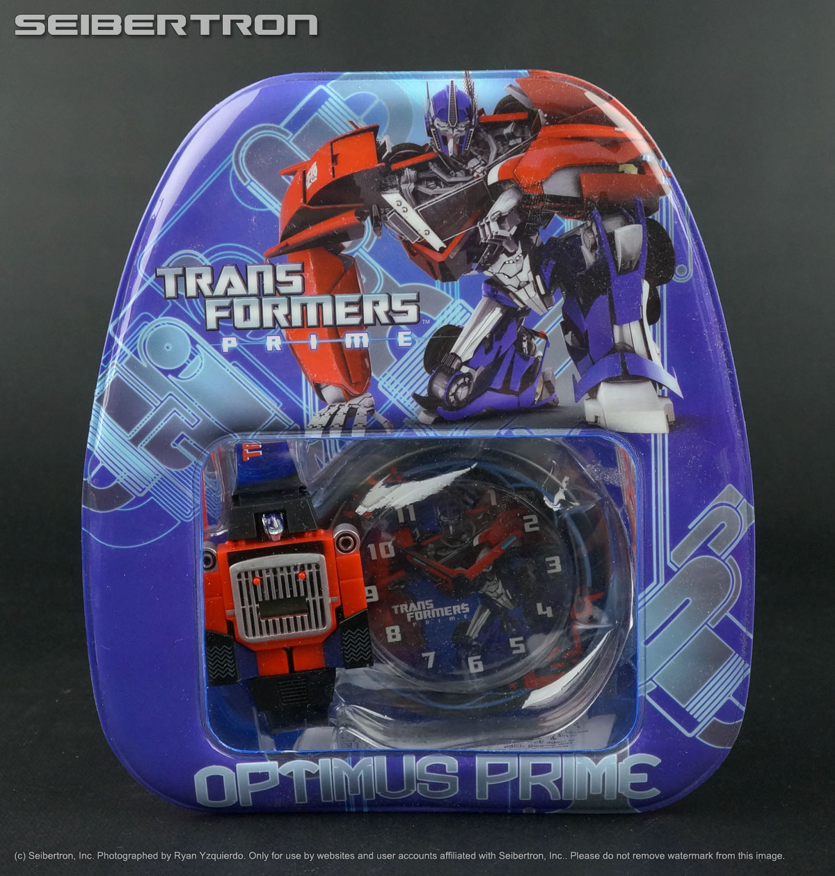 Transformers, Gobots, Shopkins, Masters of the Universe, Teenage Mutant Ninja Turtles, Comic Books, and other items items listings from Seibertron.com: OPTIMUS PRIME Transformers Prime Watch, Clock and Mini Backpack Set New
