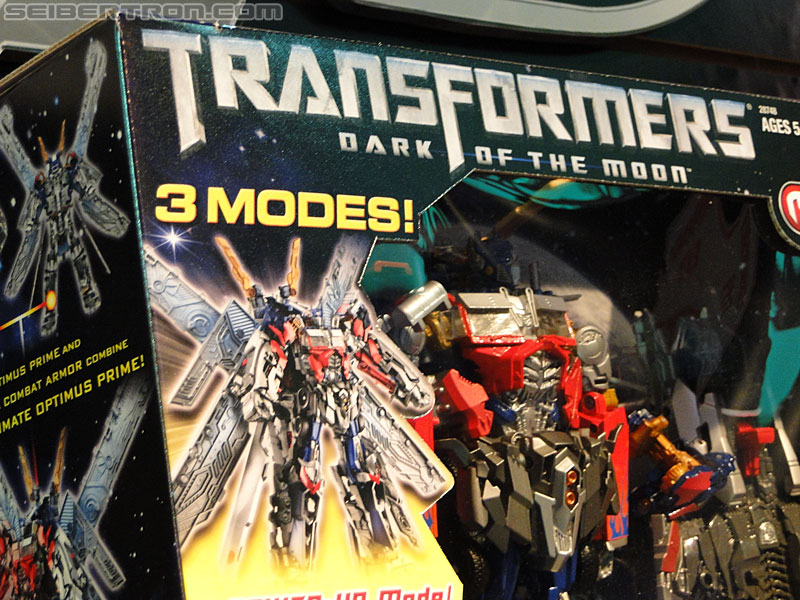 transformers dark of the moon toys pictures. Dark Of The Moon Toy Line