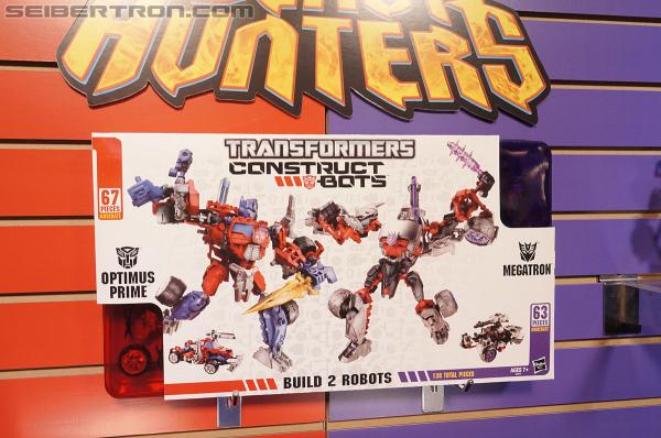 Toy Fair 2013 Coverage: Transformers Construct-bots Gallery