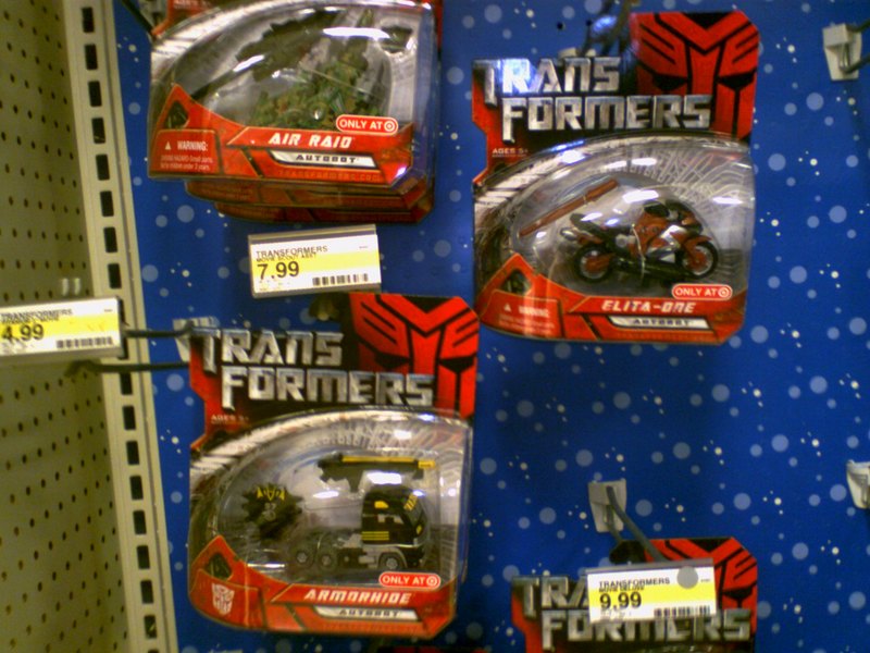 Transformers News: Target Exclusive Scouts Wave 3 Out