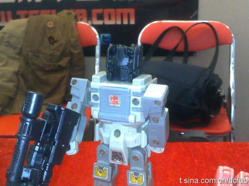 Transformers News: New Images of upcoming TFClub products: Devastator, Headmasters ,Targetoids, Primas! Image