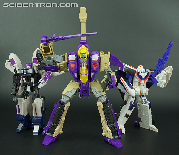 New Galleries: Transformers Generations Voyager Class Blitzwing and Springer