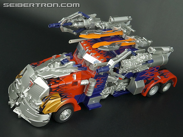 Transformers News: New Galleries: Asia Premium Series ASP02 Brawl and ASP01 Striker Optimus Prime New Galleries: Asia Premium Series ASP02 Brawl and ASP01 Striker Optimus Prime