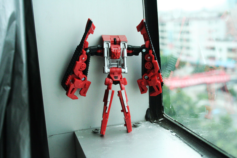 Transformers News: Toy Images of Hunt For The Decepticons - Legend Class Rampage Image
