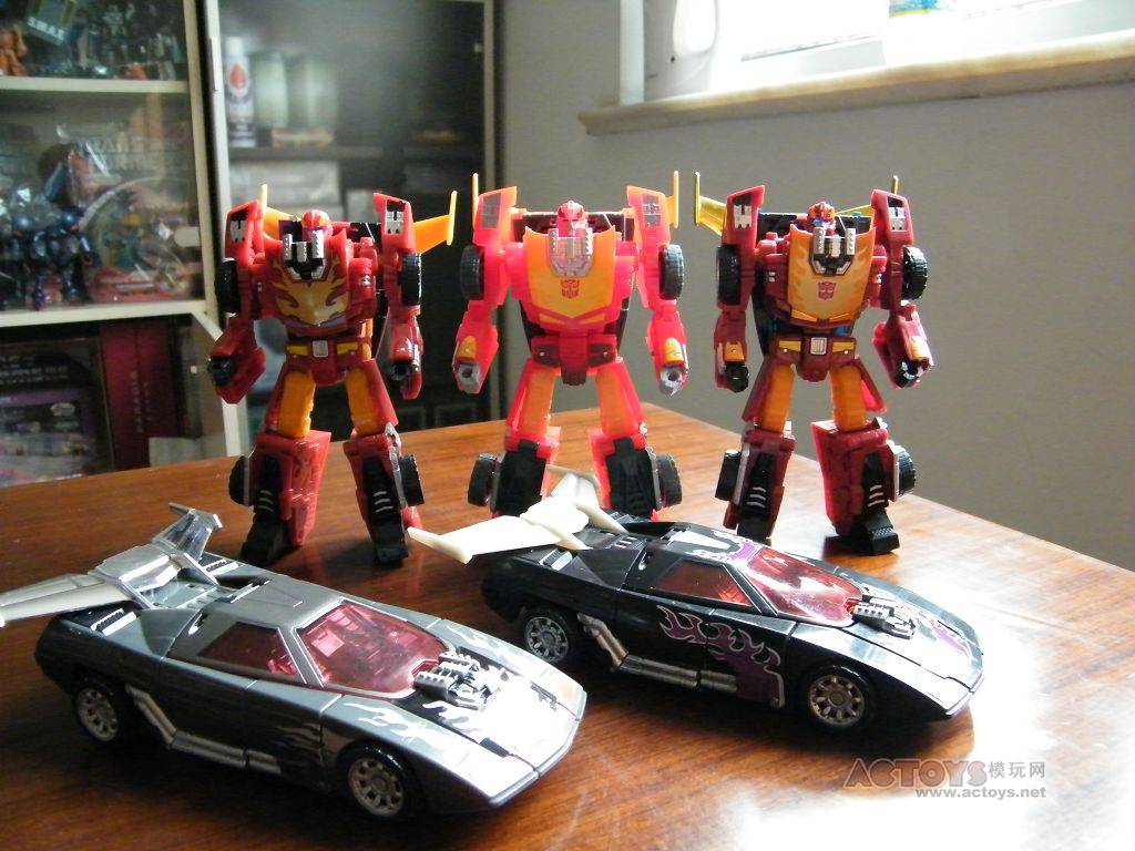 Transformers News: New Images of Possible Upcoming Classics Clear Rodimus Image