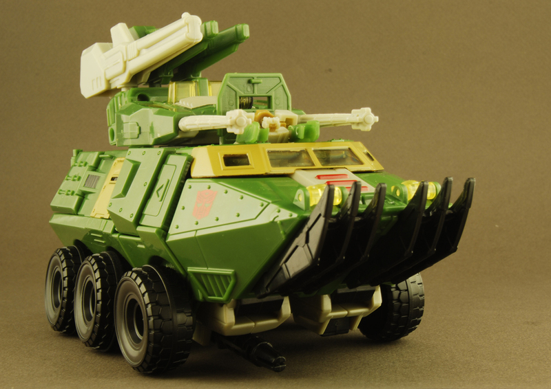 Transformers News: Extensive Look at Pre-Production Headrobot's Hothead Image