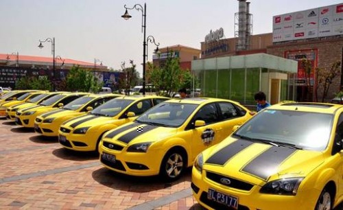 Transformers ROTF Bumblebee parade in China