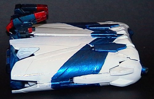 S70 Headmaster Scourge Vehicle Mode Right.jpg