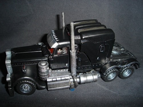 Nemesis Prime 011.JPG