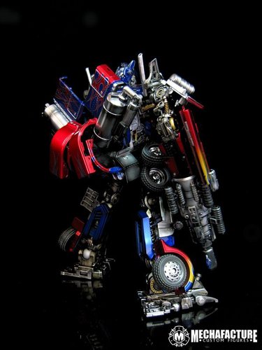 ROTF-Optimus-Prime-004.jpg