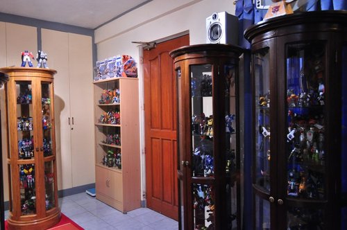 Shelf 15.JPG