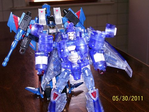 thundercracker_into_scourge.JPG