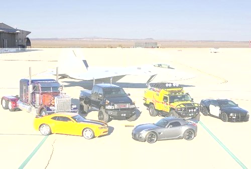 Bots & Cons 07M.jpg