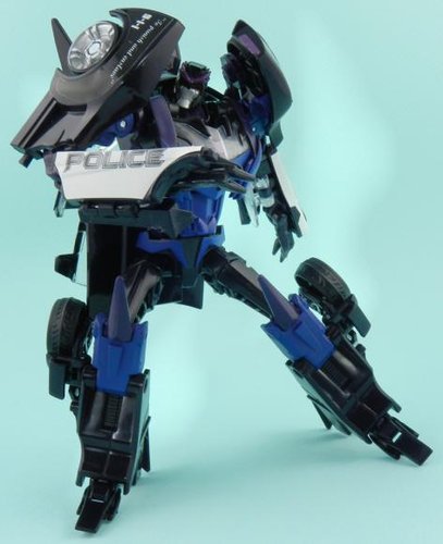 Bad Cop Robot 10.jpg
