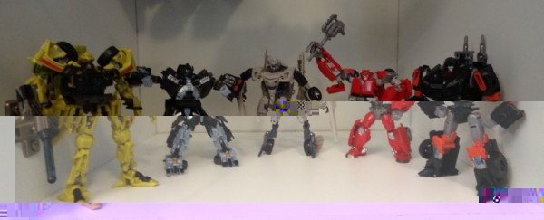 001 - Robots.jpg