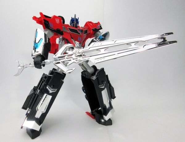 GIANT Sword Meet Warrior Sideswipe and Supreme Mode Optimus Prime Images(3)__scaled_600.jpg
