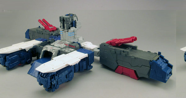 FIGURE-019125_03.jpg