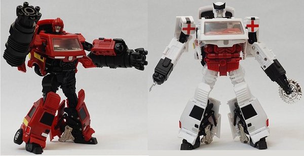 iGear Ironhide and Ratchet.jpg