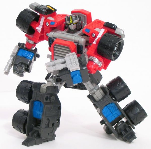 Cybertron_Optimus_Prime_Robot__1203267022.jpg