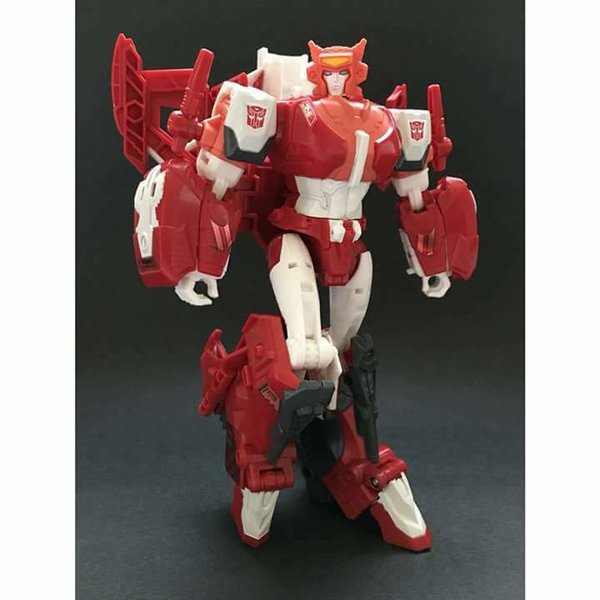 POTP-Elita-1-In-Hand-01.jpeg