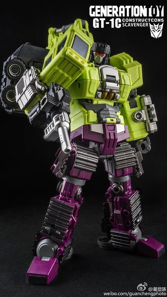 gen toy scavenger.jpg