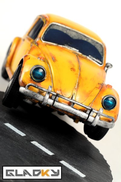 Gladky Custom Power Charge Bumblebee (10).jpg