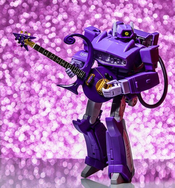 shockwave guitar.jpg