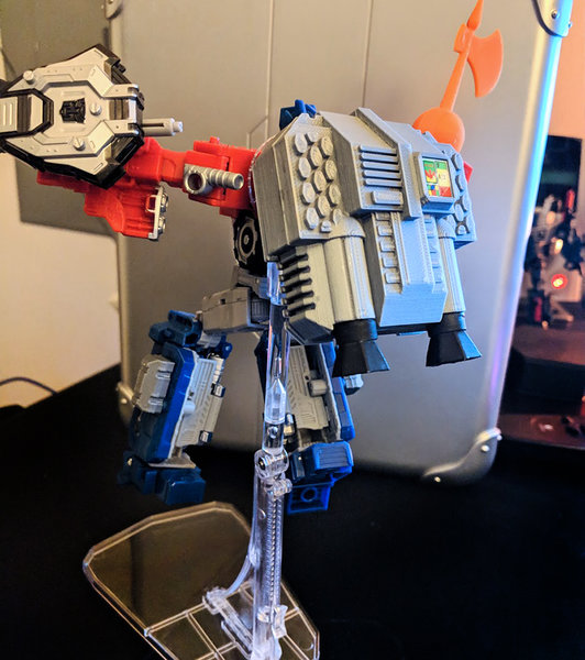 optimus_02.jpg
