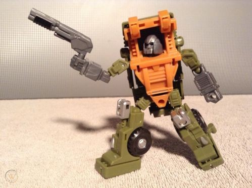 transformers-igear-hench-mini-warrior_1_a41e8c8ee821f0066aebd80e5e82d869.jpg