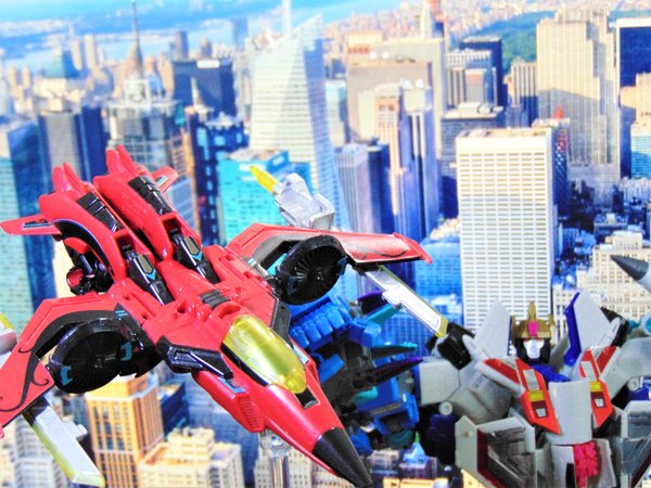 Windblade Starscream.jpg