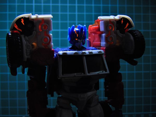 Laser Optimus Prime (1).jpg