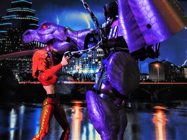 Megatron fighting Thundra.jpg