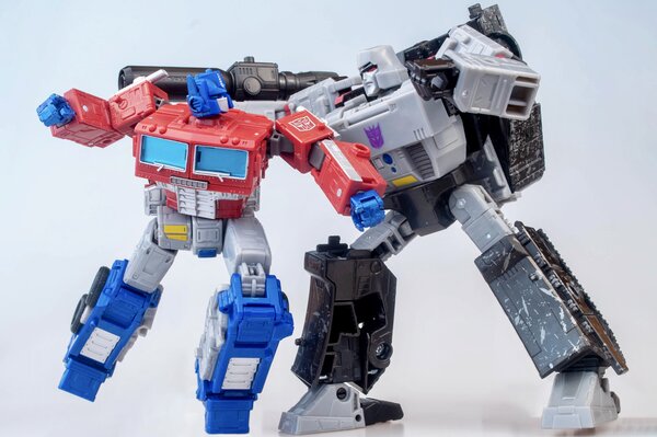 09.17.2020 - Optimus vs Megatron (6 of 10).jpeg