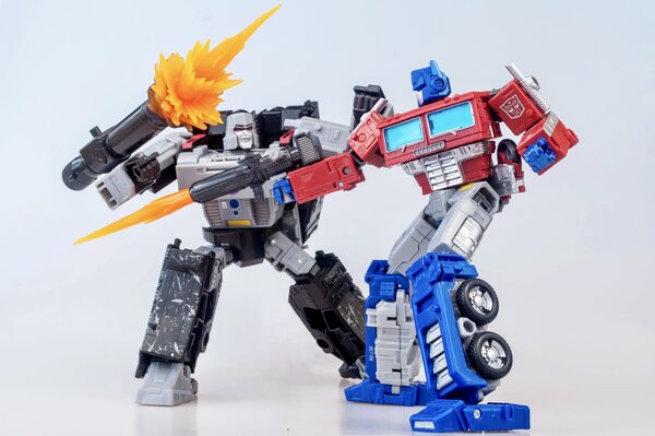09.17.2020 - Optimus vs Megatron (2 of 10).jpeg