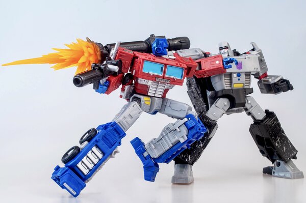 09.17.2020 - Optimus vs Megatron (3 of 10).jpeg