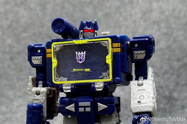 Netflix Transformers WFC Soundwave, Ravage & Laserbeak 3-Pack (15)__scaled_600.jpg