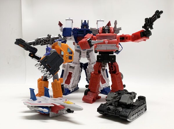 Takara Twitter 2.jpg