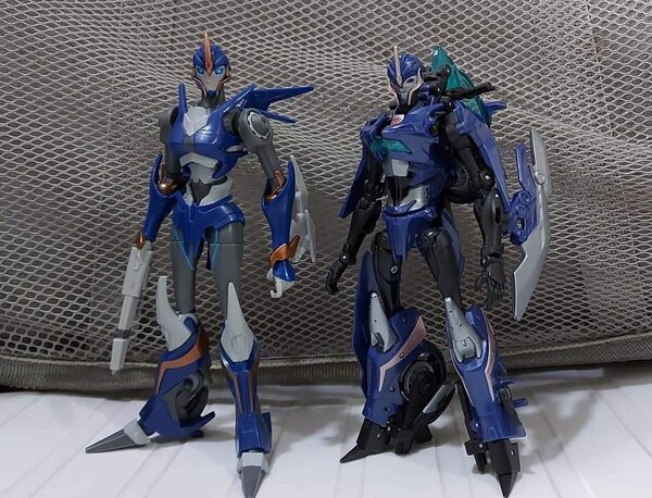 Transformers-R.E.D-Arcee-01.jpg