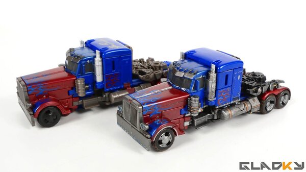 Custom Studio Series Optimus Prime Gladky (33).jpg