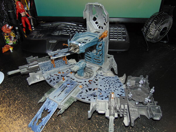 Autobot Ark Transform (4).JPG