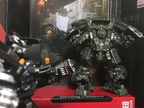 Long Haul v Ironhide.jpg