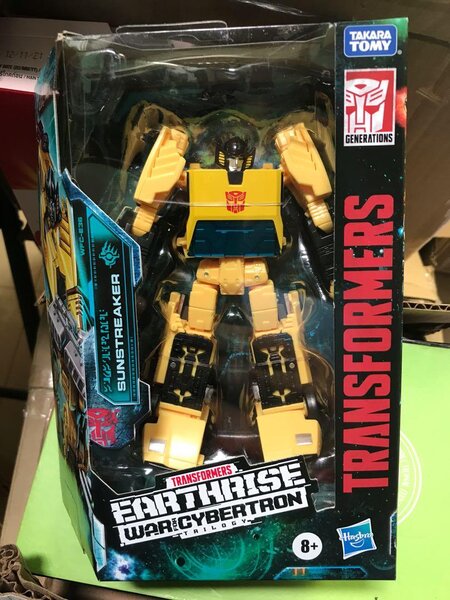transformers_earthrise_sunstre_1617509237_1b62c798_progressive.jpg