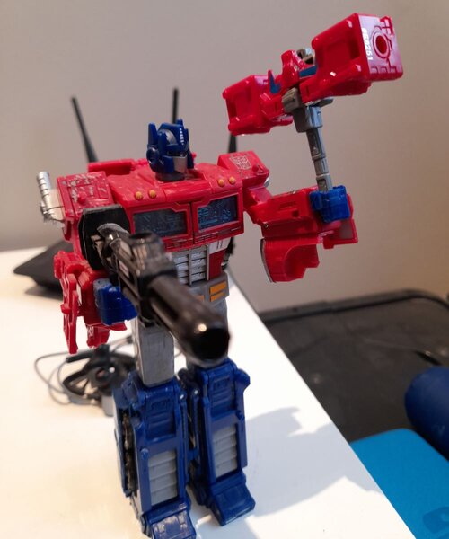 Optimus hammer time.jpg