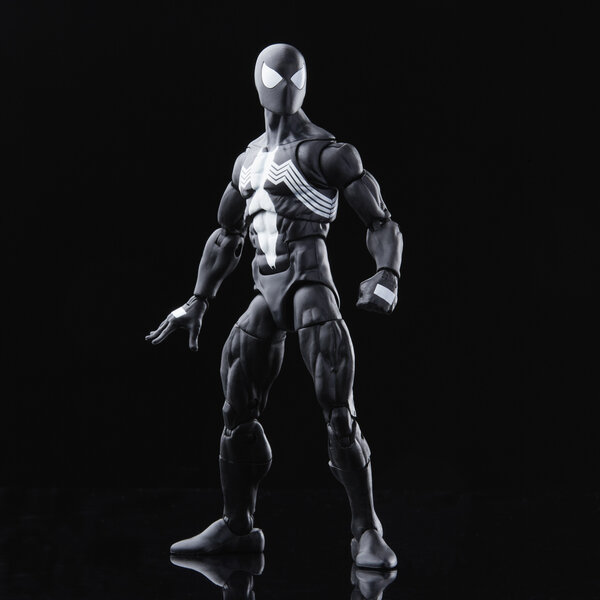 MARVEL-LEGENDS-SERIES-6-INCH-SYMBIOTE-SPIDER-MAN-Figure-2.jpg